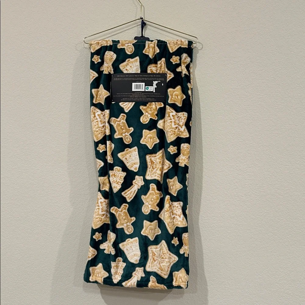 Rachel Rachel Roy Holiday Gingerbread Plush Throw